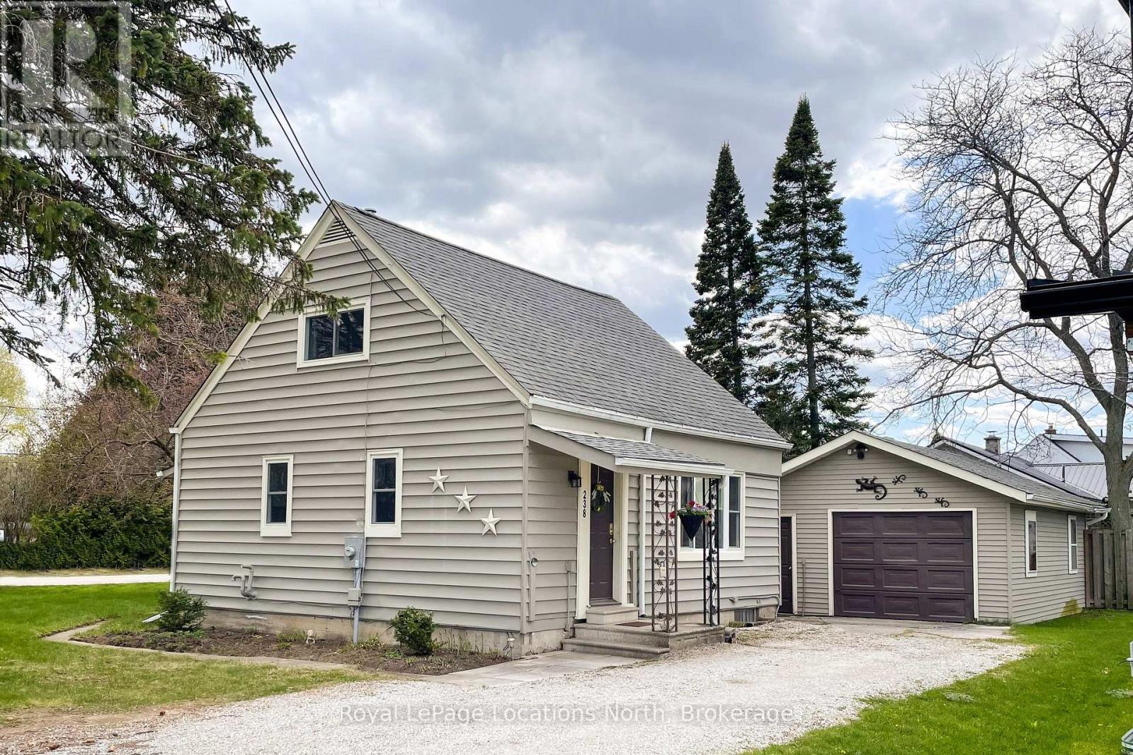238 TROWBRIDGE STREET W - 42
