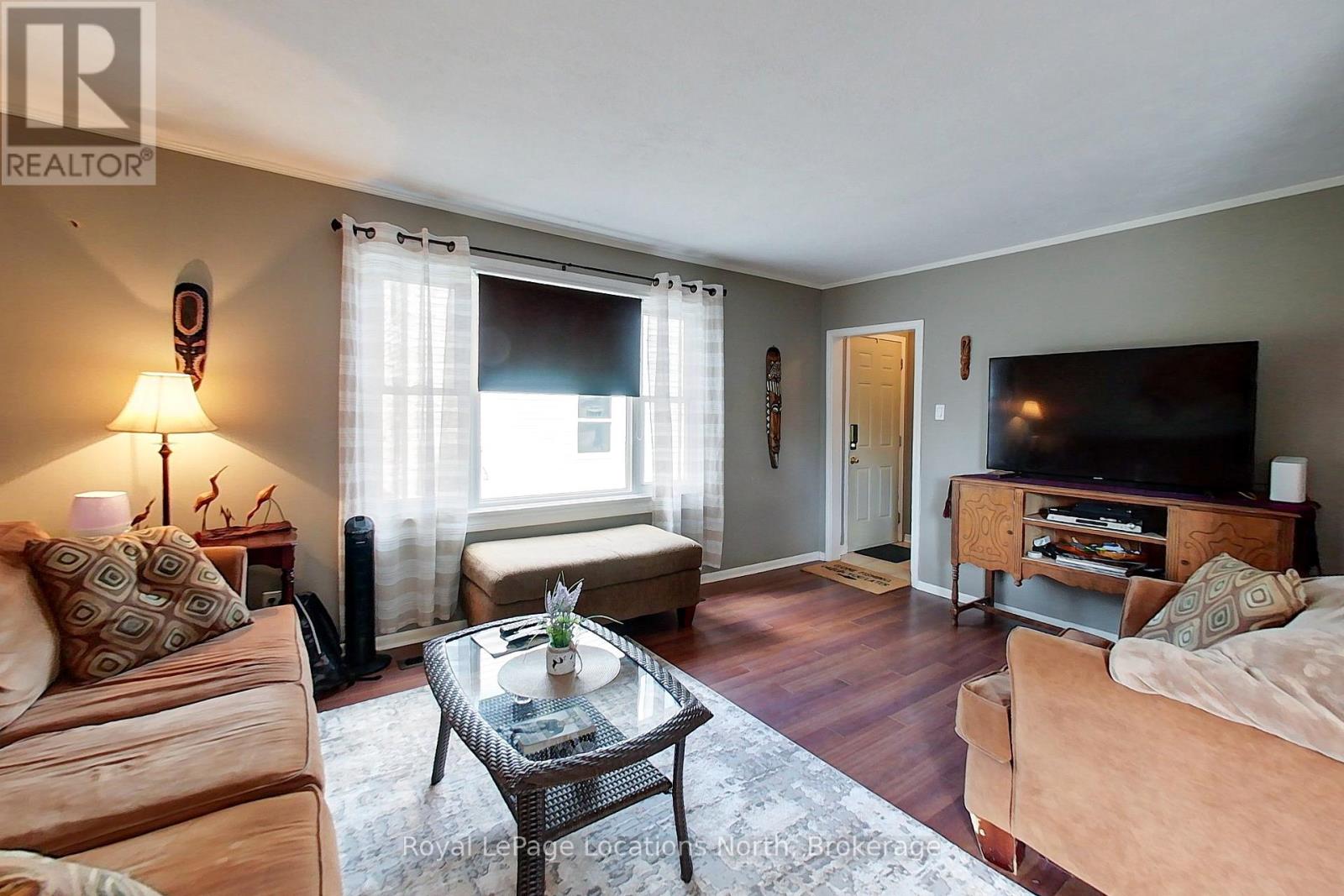 238 TROWBRIDGE STREET W - 46