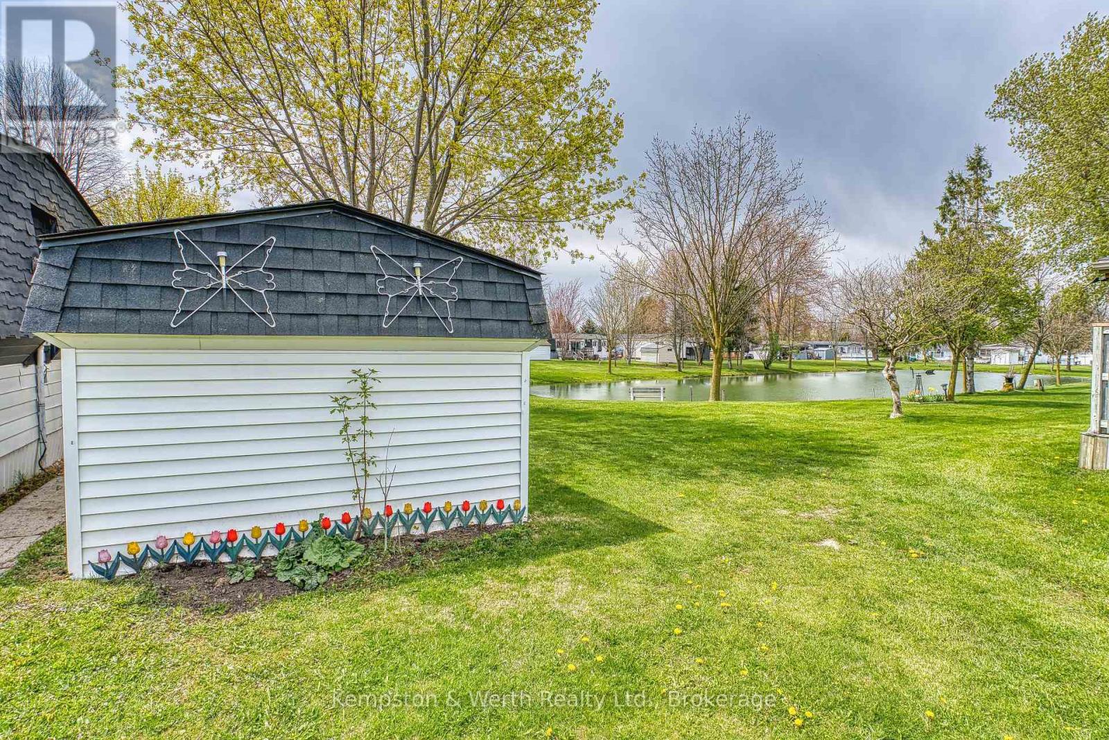 71 FAIRVIEW CRESCENT - 8