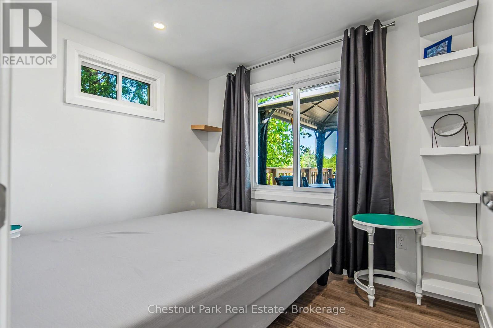37 RONALD STREET - 35