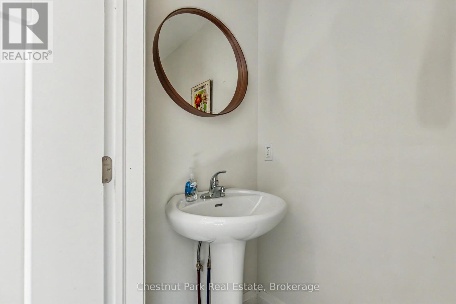 37 RONALD STREET - 37