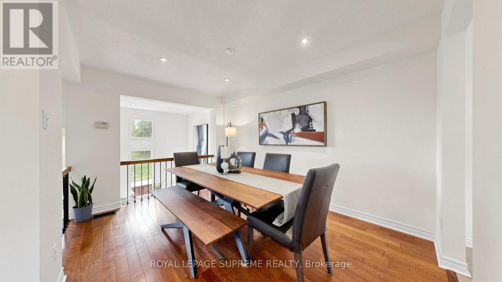 #60 4165 FIELDGATE DRIVE - 21