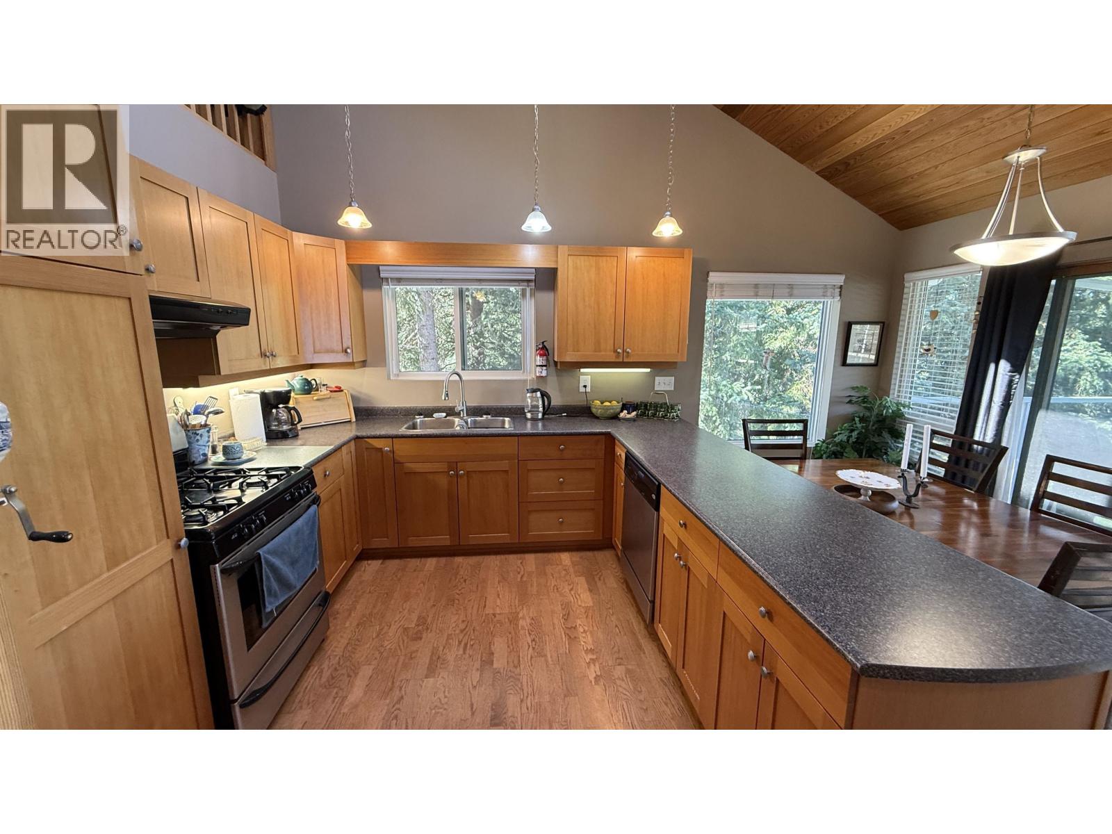 8187 COTTONWOOD BAY ROAD - 7