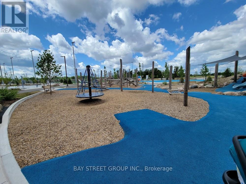 #13 3975 EGLINTON AVENUE W - 25