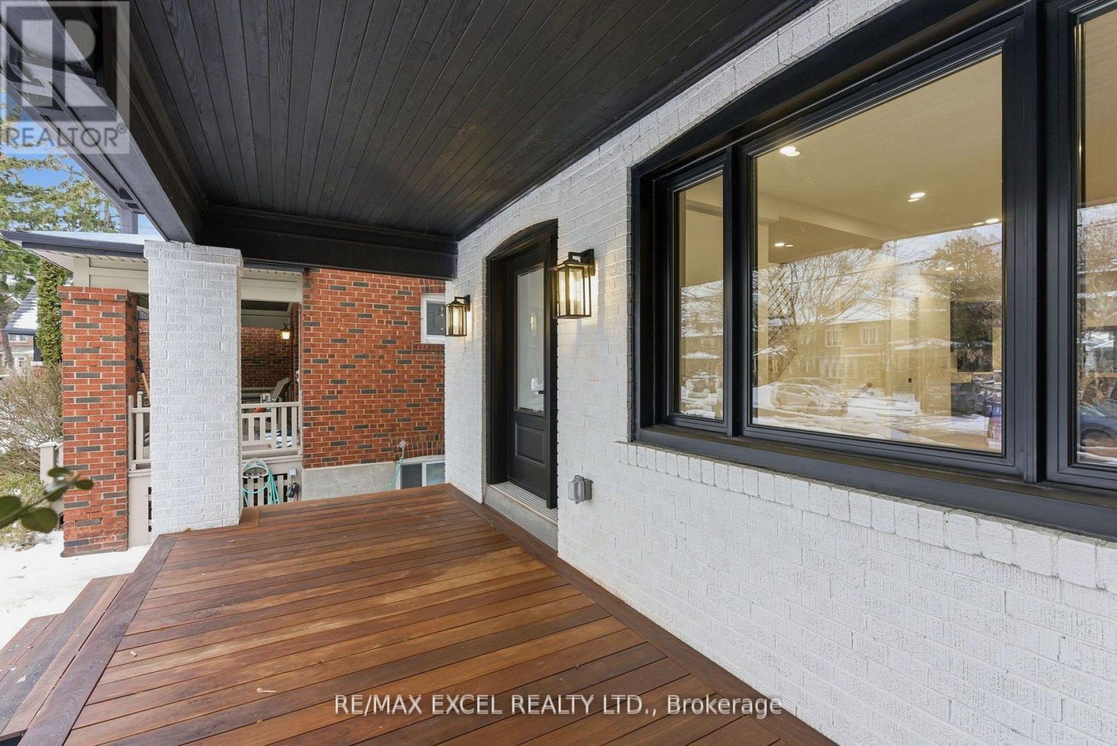 34 RAYMOND AVENUE - 3