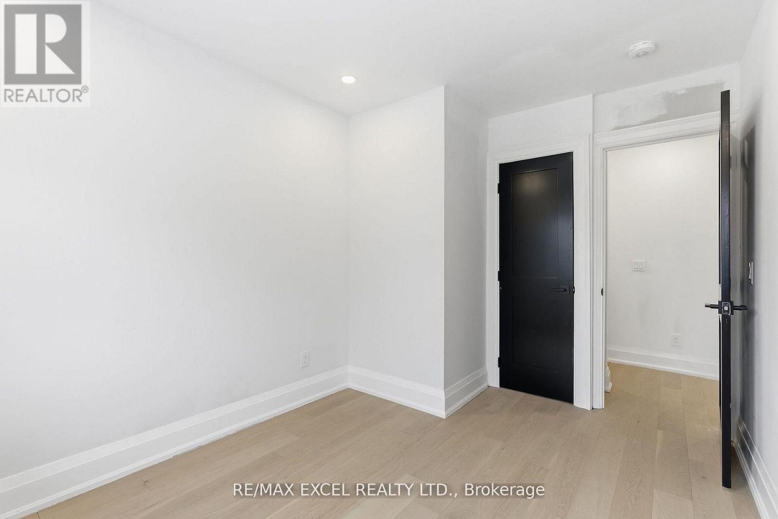 34 RAYMOND AVENUE - 11