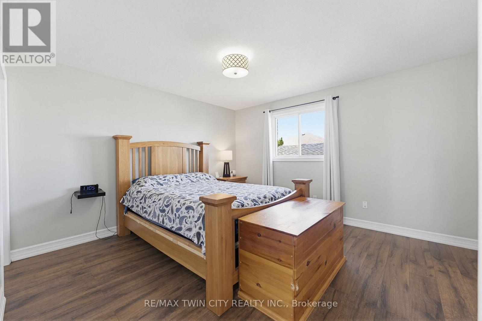60 ST PATRICK'S DRIVE - 15