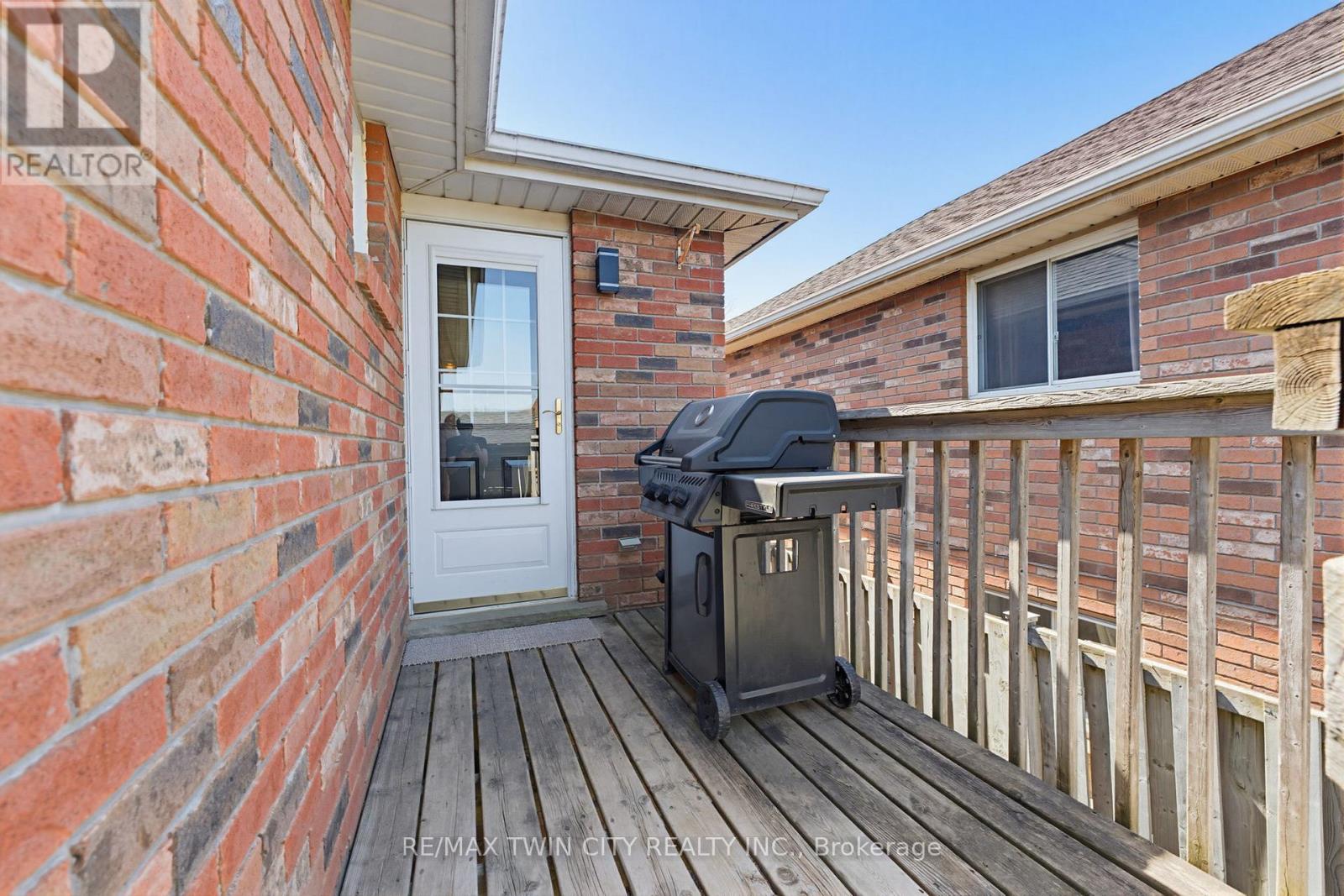 60 ST PATRICK'S DRIVE - 29