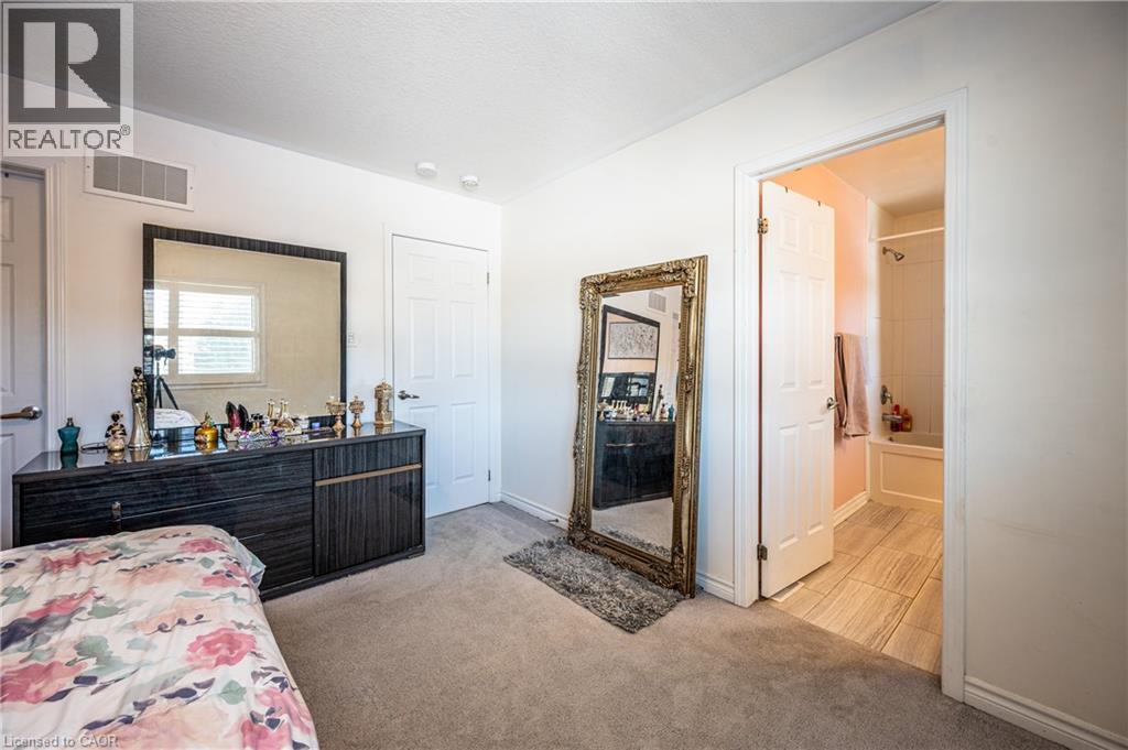 340 SHADY GLEN Crescent, Kitchener, Ontario, N2R0J8 — Photo 11