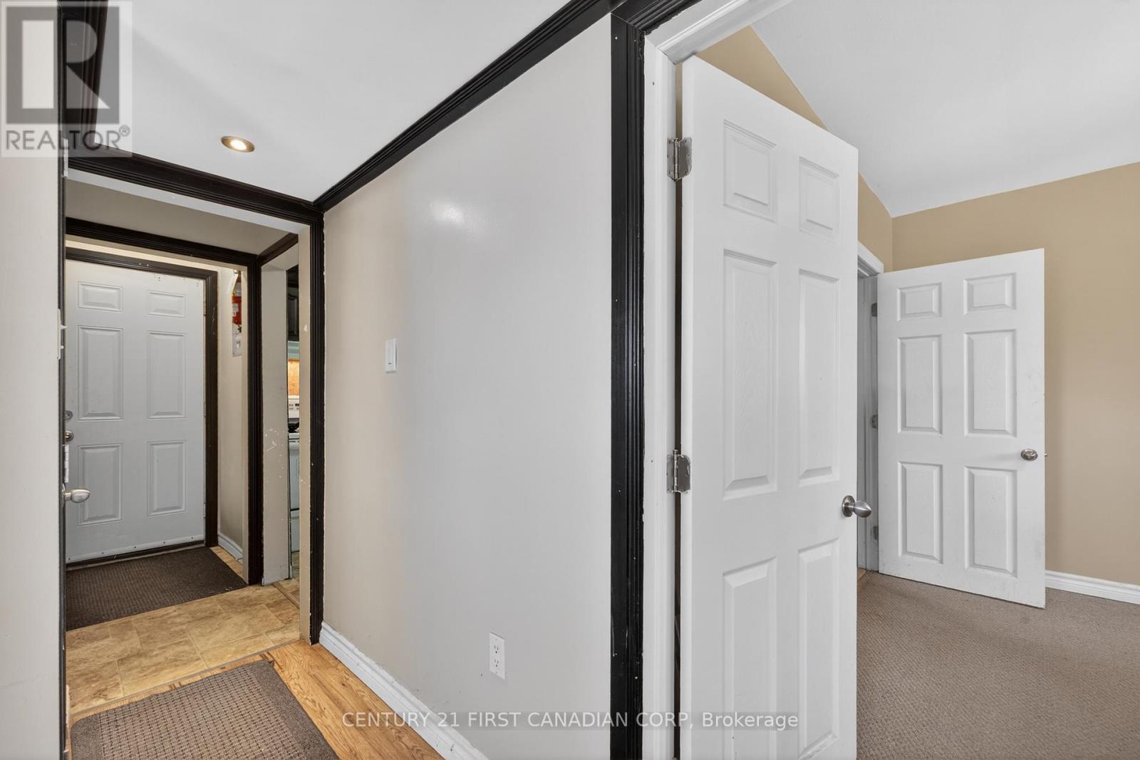197 BARKER STREET - 11