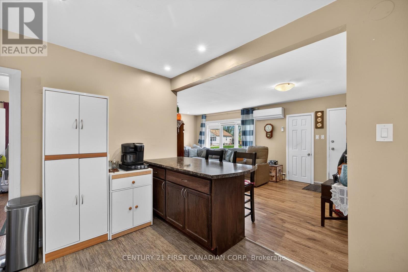 197 BARKER STREET - 22