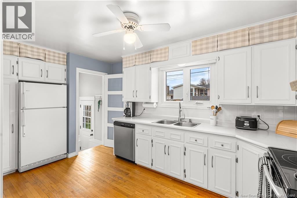 3 Laird Avenue - 21