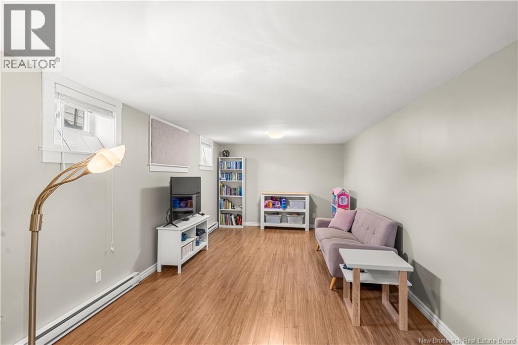 3 Laird Avenue - 33