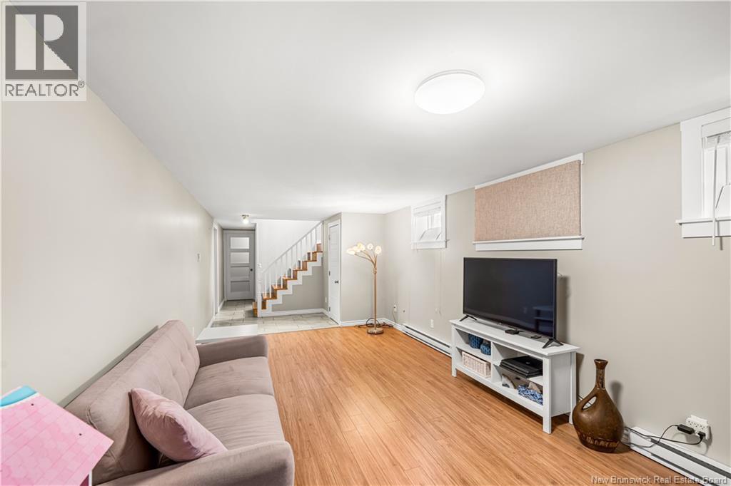 3 Laird Avenue - 35