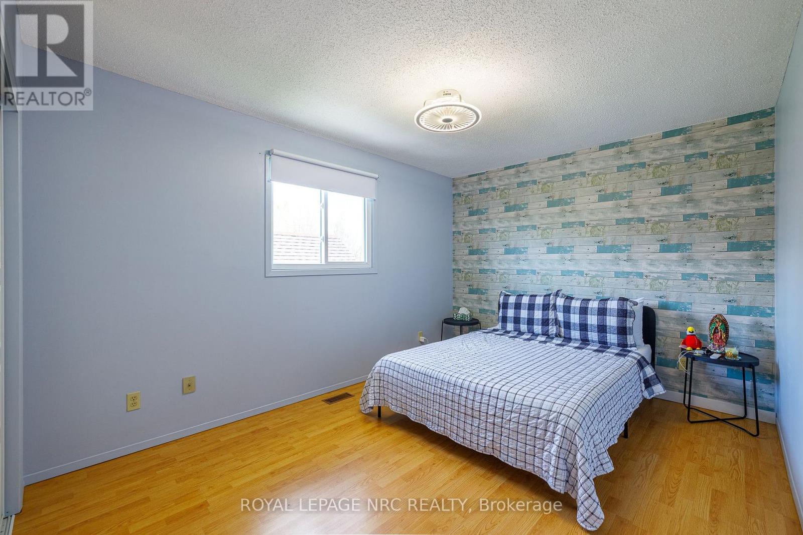 5880 CRIMSON DRIVE - 26