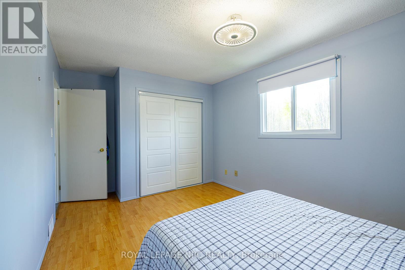 5880 CRIMSON DRIVE - 27