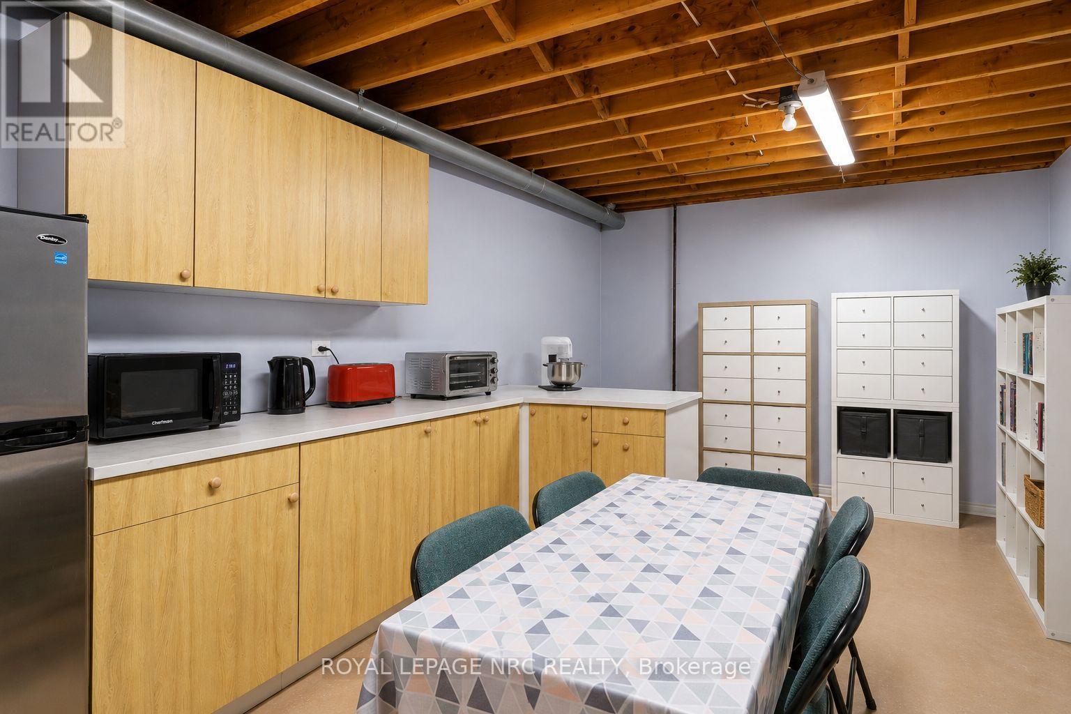 5880 CRIMSON DRIVE - 36