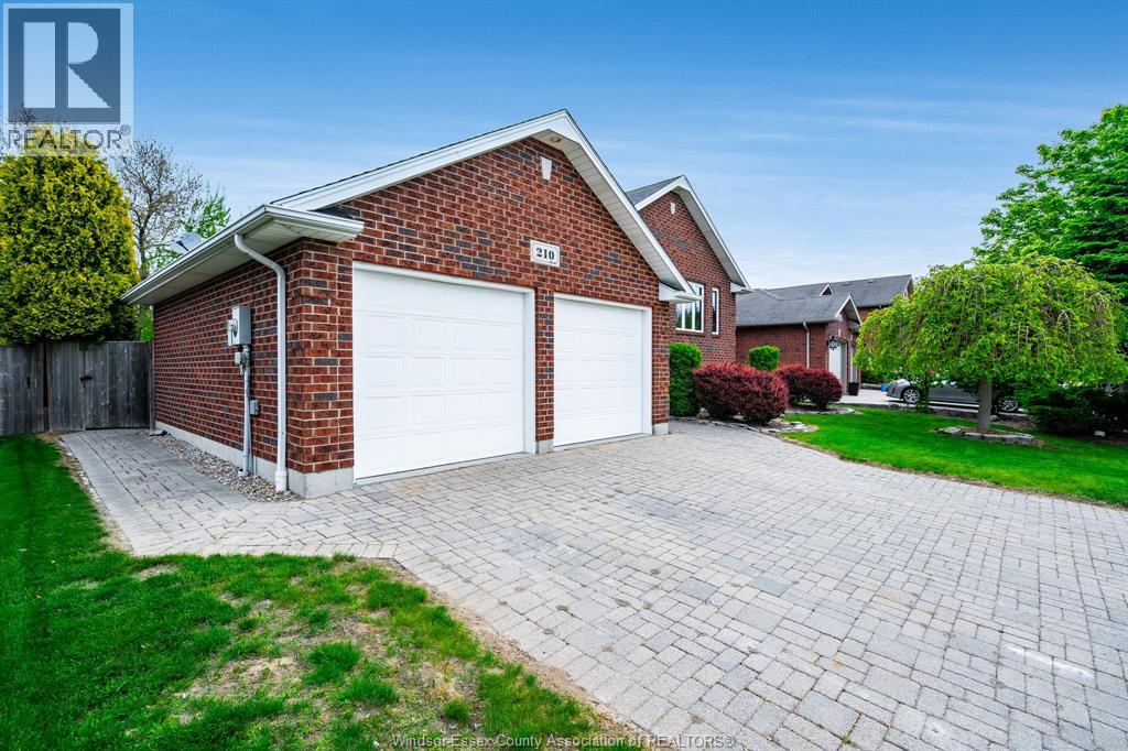 210 Dieppe CRESCENT, Kingsville, Ontario, N9Y4B9 — Photo 41