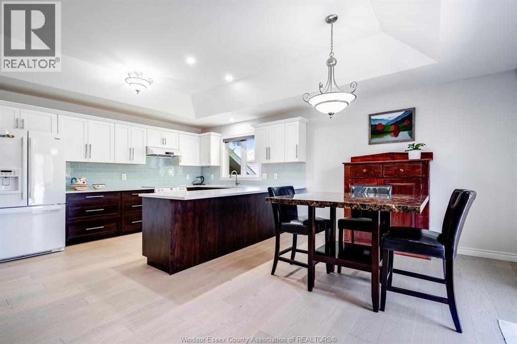 210 Dieppe CRESCENT - 7