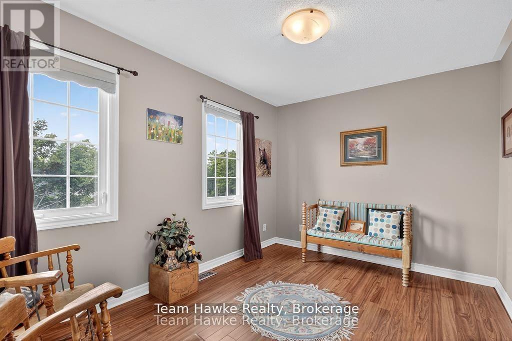 29 BOYD CRESCENT - 28