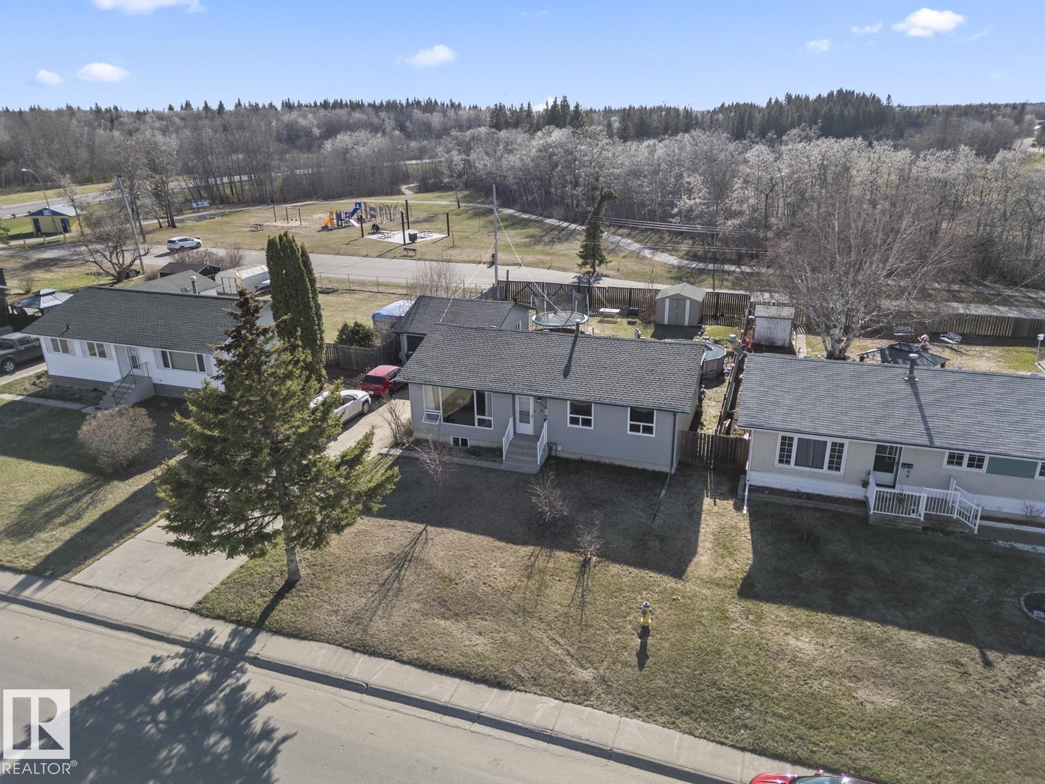 4908 59 ST - 6