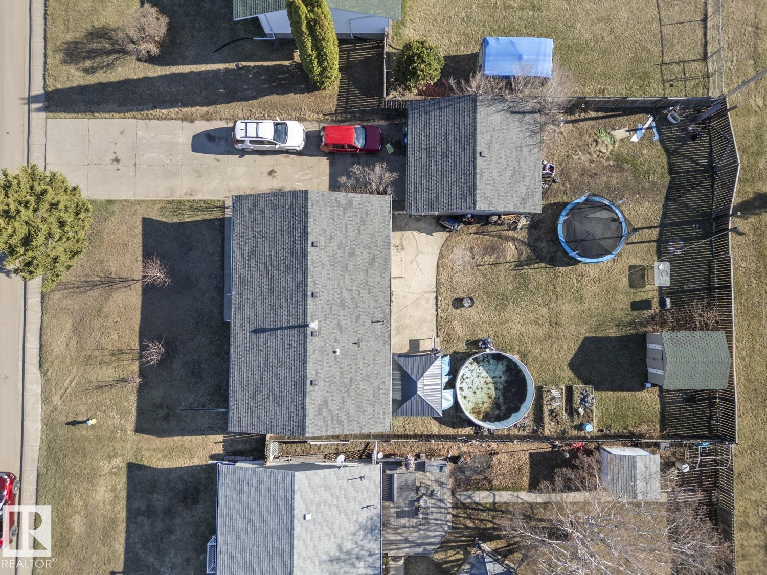 4908 59 ST - 7
