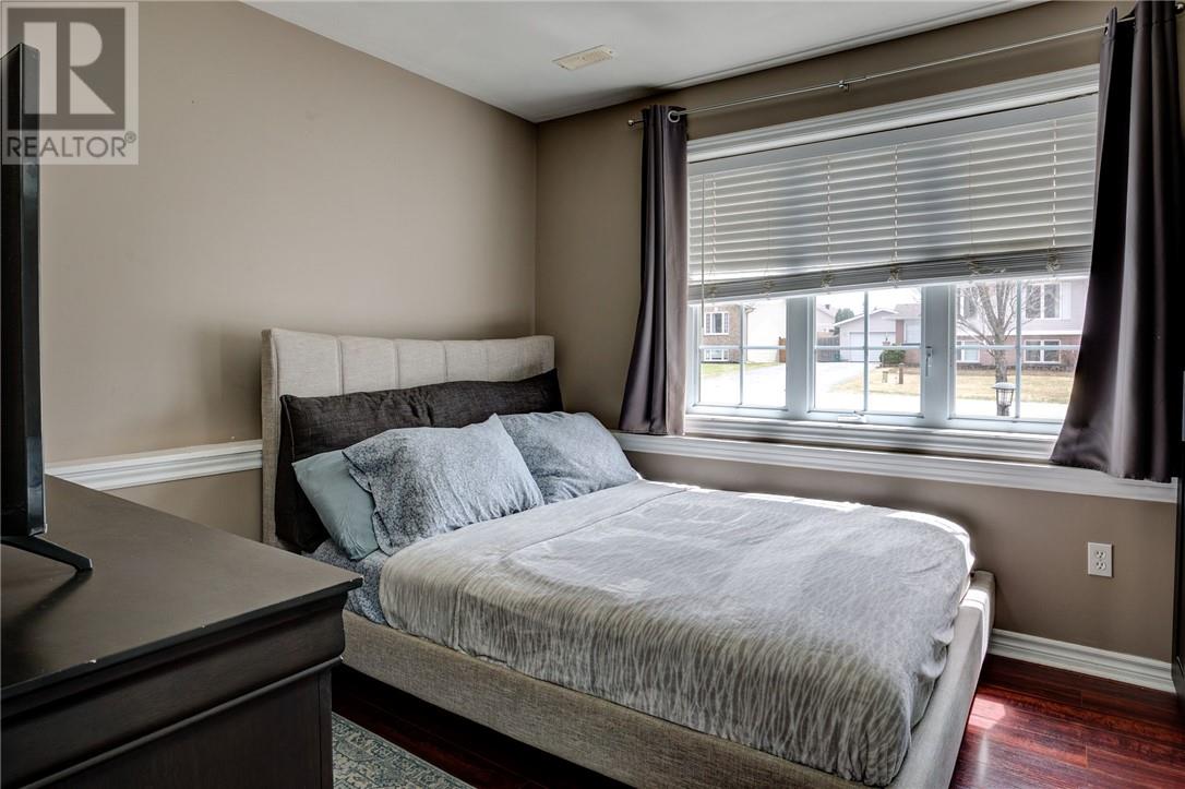 195 CEDARGREEN, Garson, Ontario, P3L1W2 — Photo 6