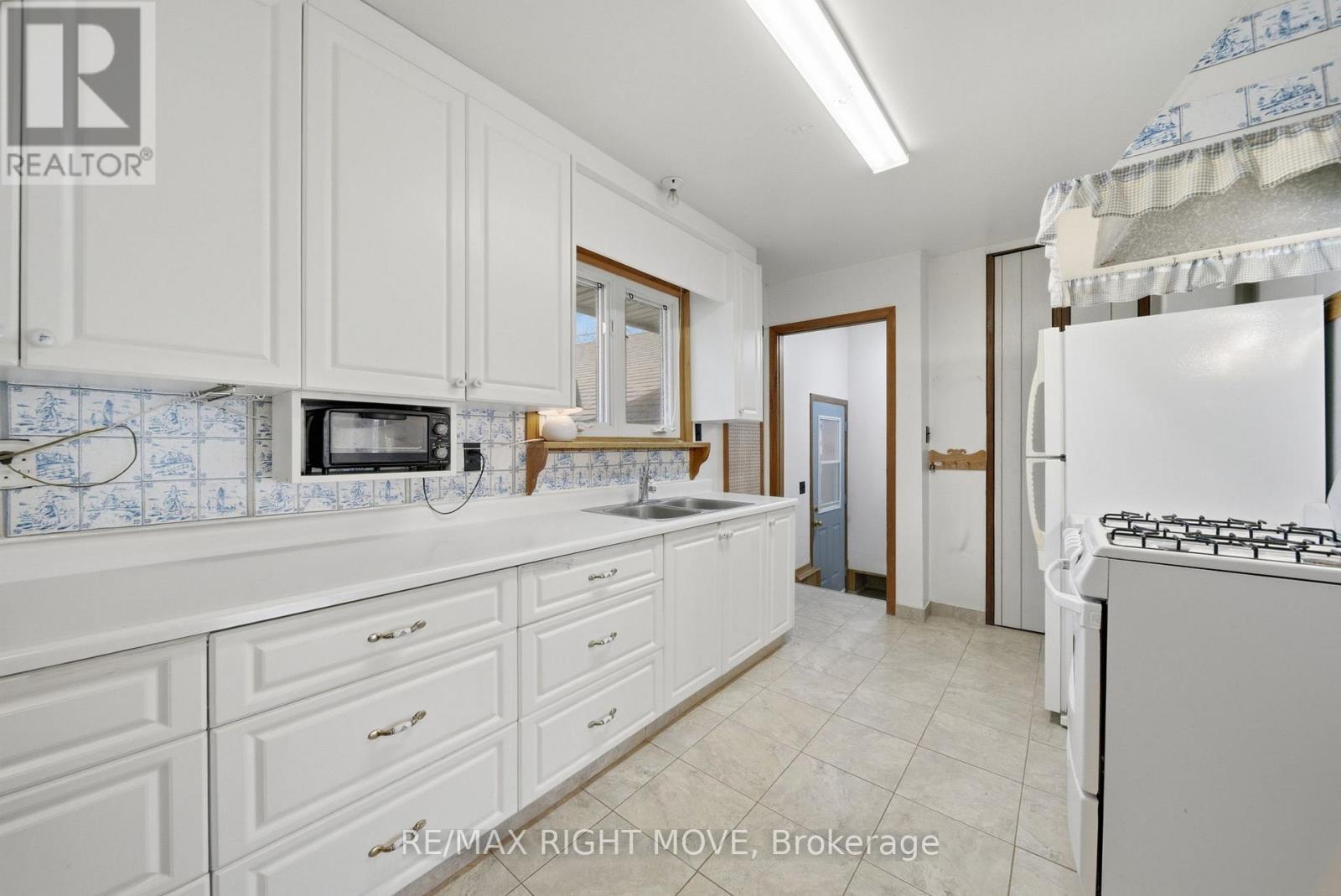 23A GEORGE STREET - 4
