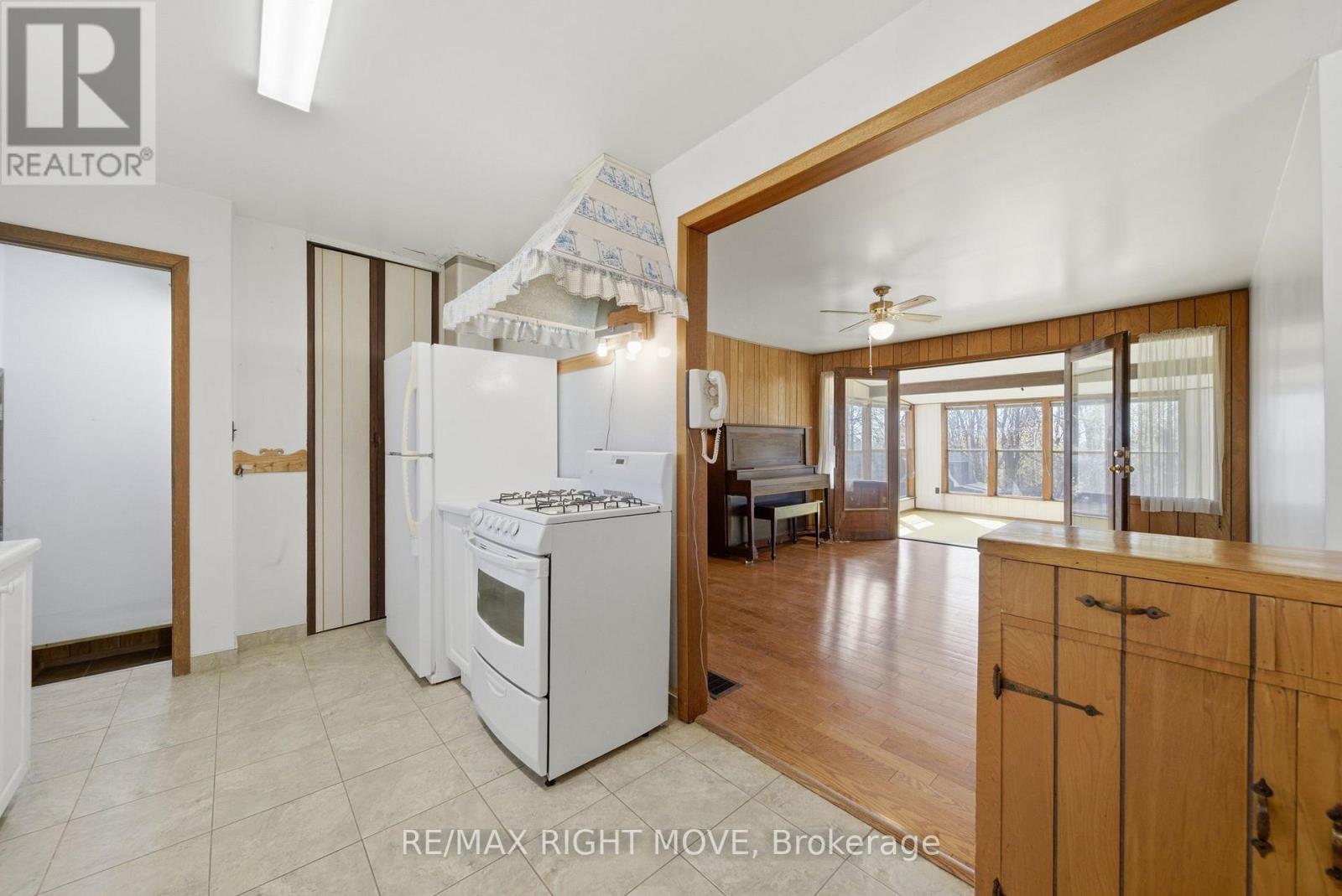 23A GEORGE STREET - 6