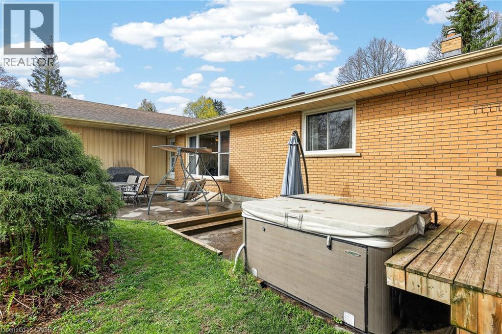 269 ROBINSON Street - 11