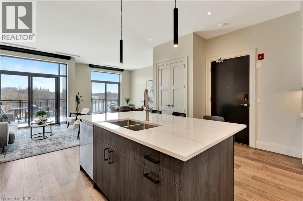 2-bedroom home for sale at 7 GRAND RIVER Street N Unit# 302, Paris ON · photo 10 of 38