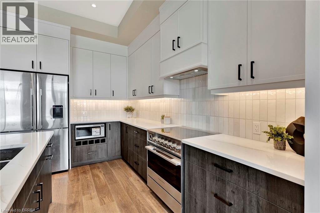 2-bedroom home for sale at 7 GRAND RIVER Street N Unit# 302, Paris ON · photo 9 of 38