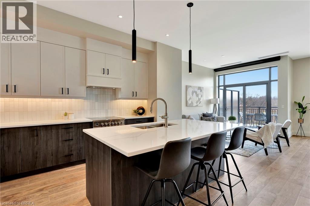 2-bedroom home for sale at 7 GRAND RIVER Street N Unit# 302, Paris ON · photo 7 of 38