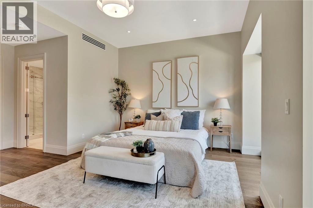 2-bedroom home for sale at 7 GRAND RIVER Street N Unit# 302, Paris ON · photo 20 of 38