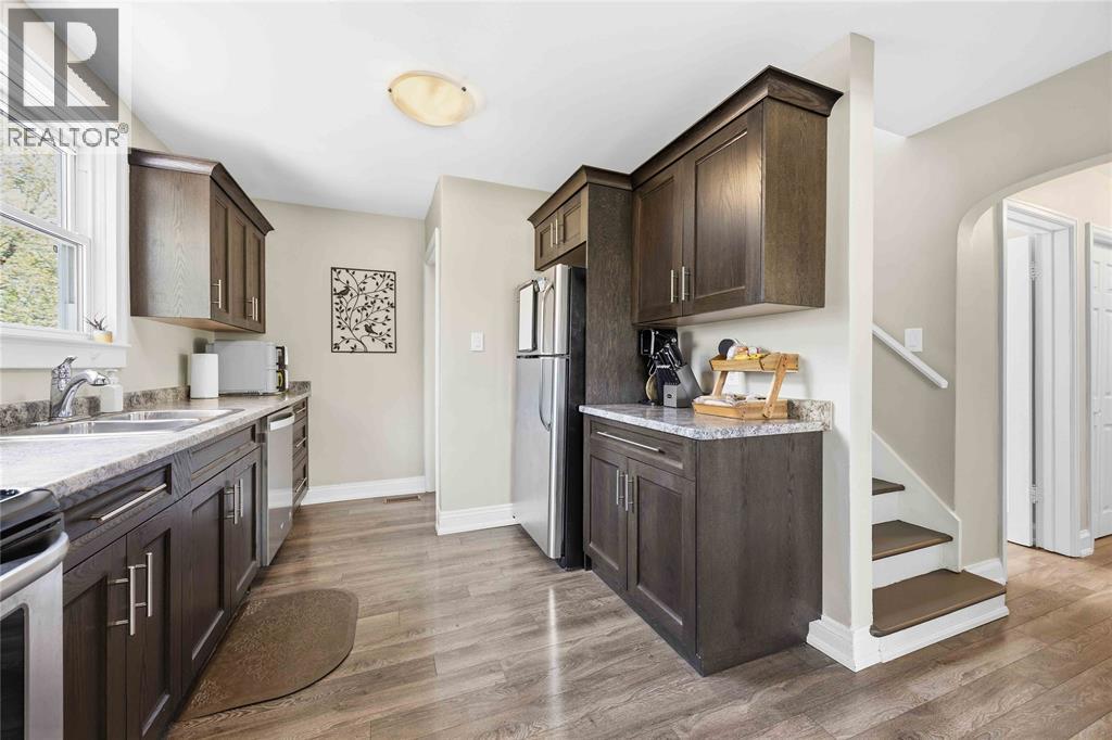 827 LONDON ROAD, Sarnia, Ontario, N7T4X7 — Photo 26