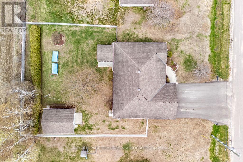 47 CAMERON STREET - 35