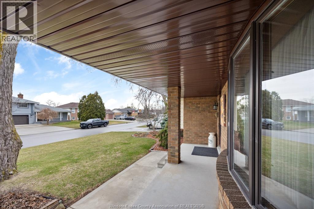 2374 RANDOLPH AVENUE, Windsor, Ontario, N8E3X4 — Photo 8
