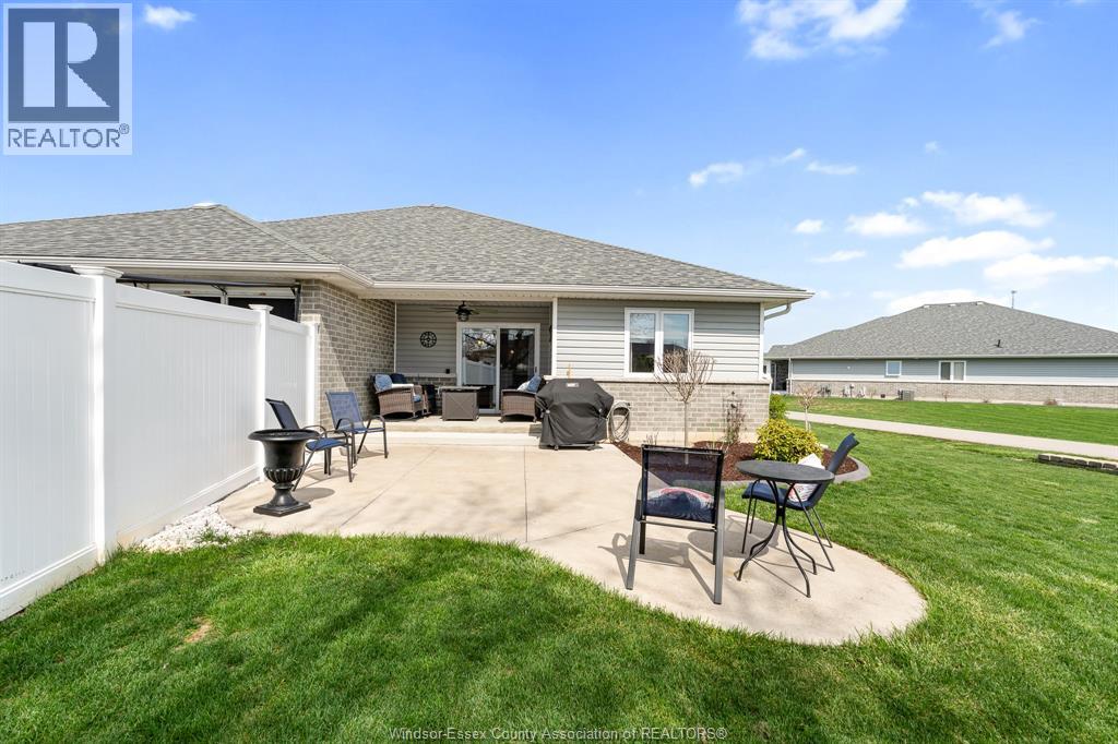 145 MEADOWVIEW AVENUE, Amherstburg, Ontario, N9V0E9 — Photo 38
