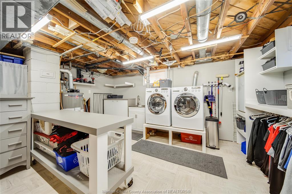 1347 BERNARD ROAD - 29