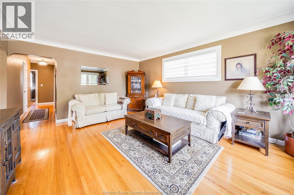 1347 BERNARD ROAD - 3