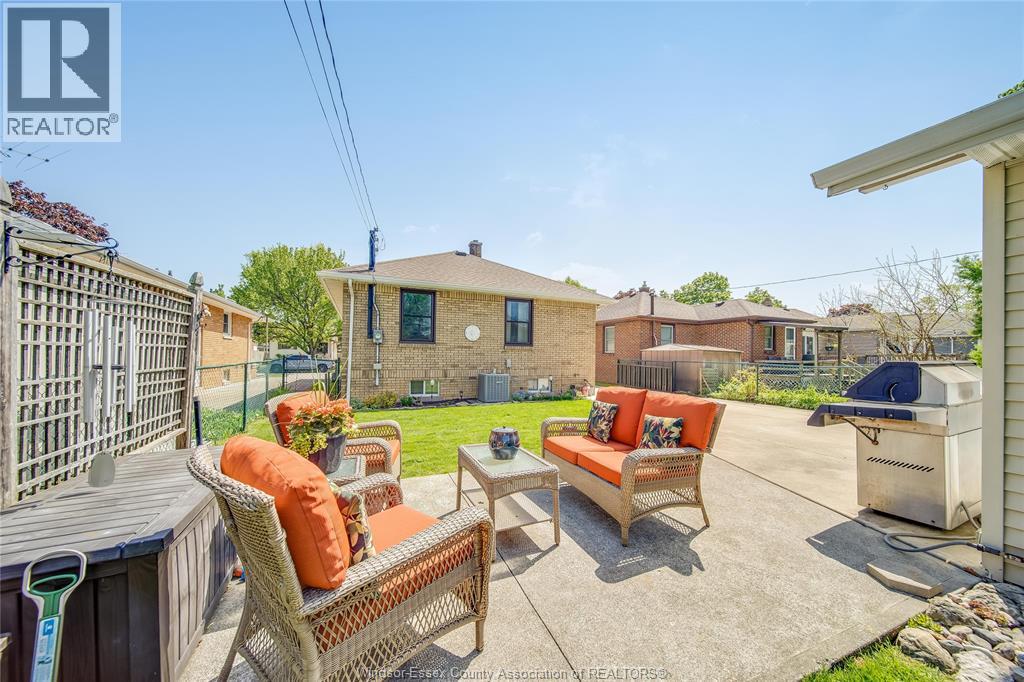 1347 BERNARD ROAD - 34
