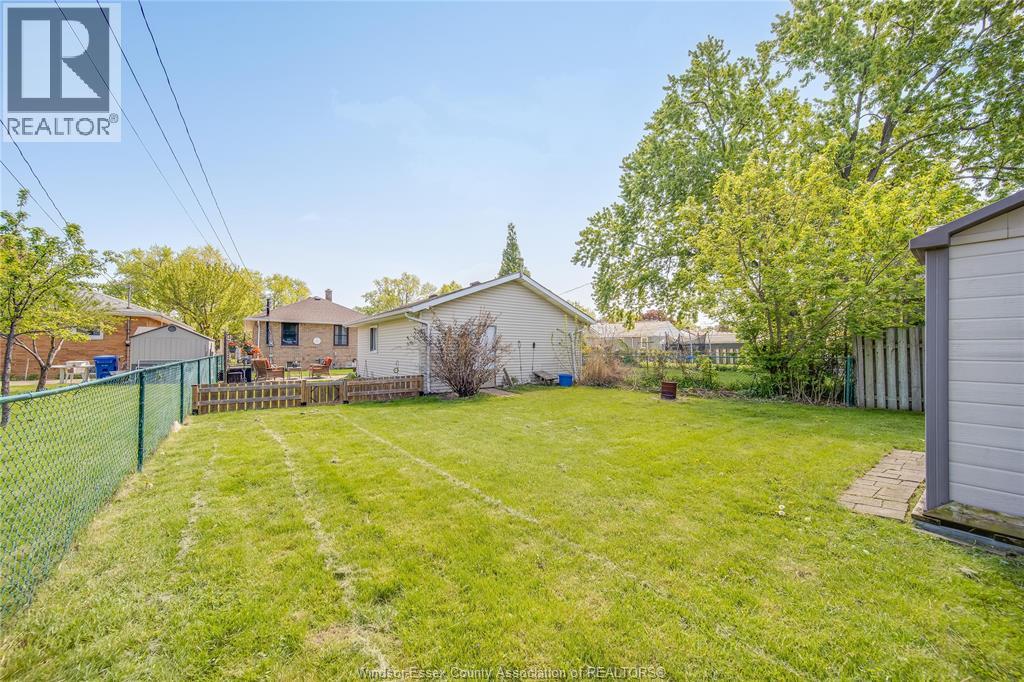 1347 BERNARD ROAD - 37