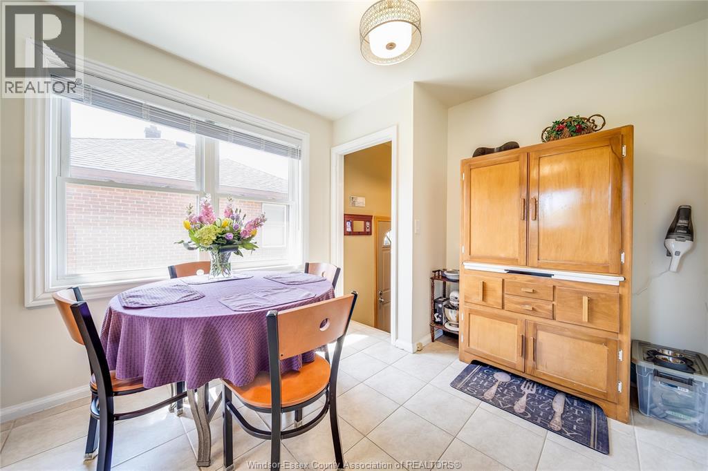 1347 BERNARD ROAD - 8