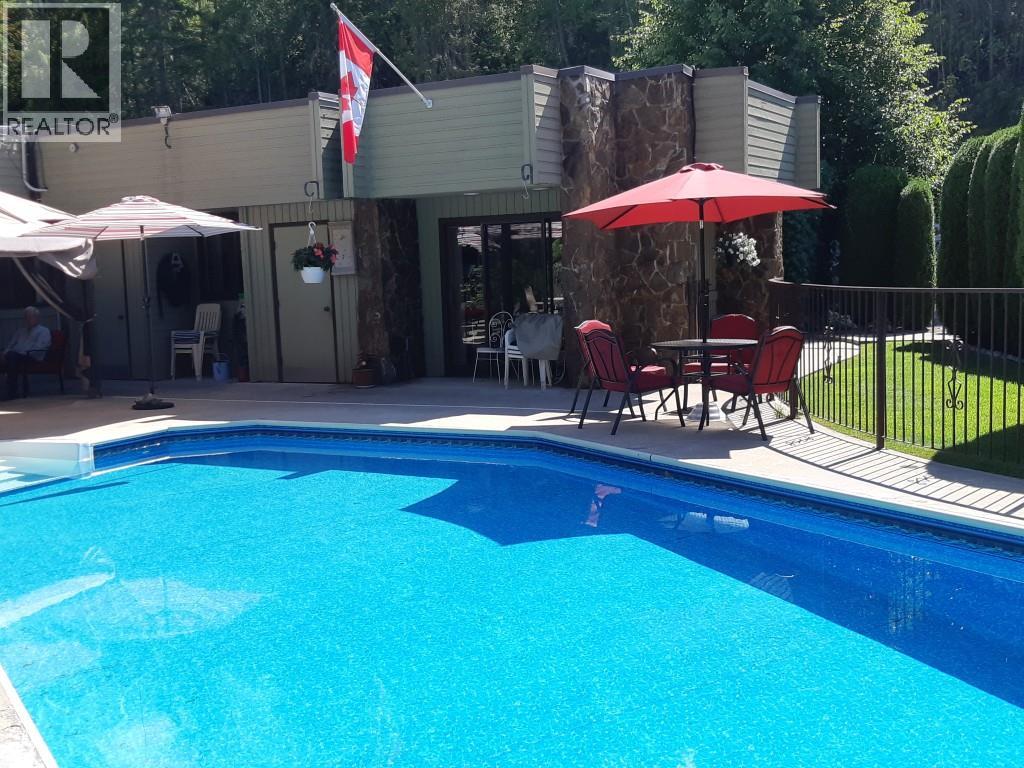 1 to 5 2924 Eagle Bay Road, Blind Bay