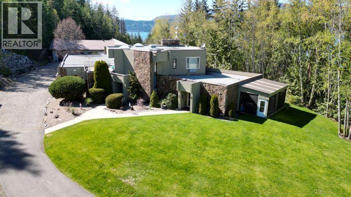 1 to 5 2924 Eagle Bay Road, Blind Bay