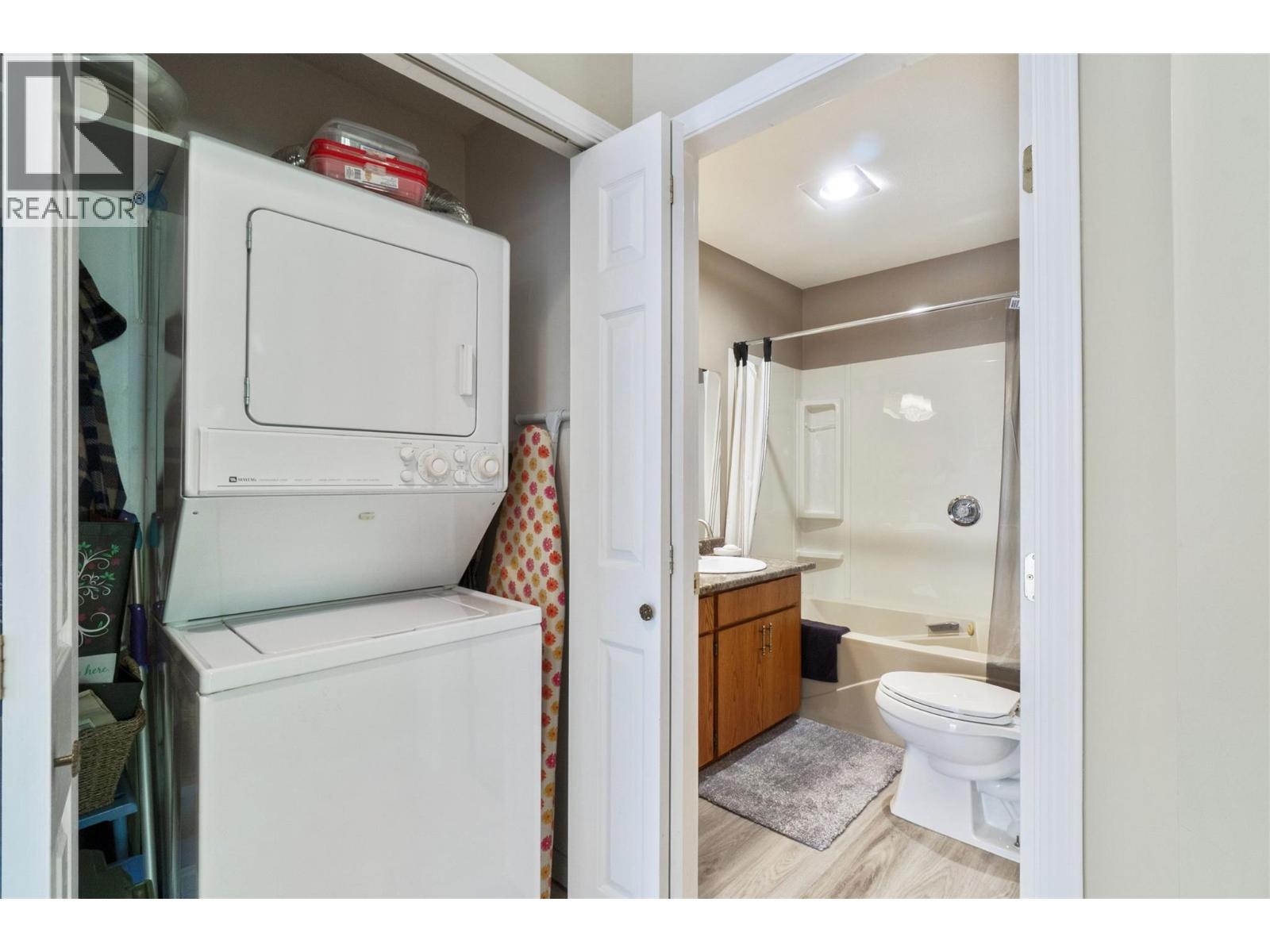 1 to 5 2924 Eagle Bay Road, Blind Bay