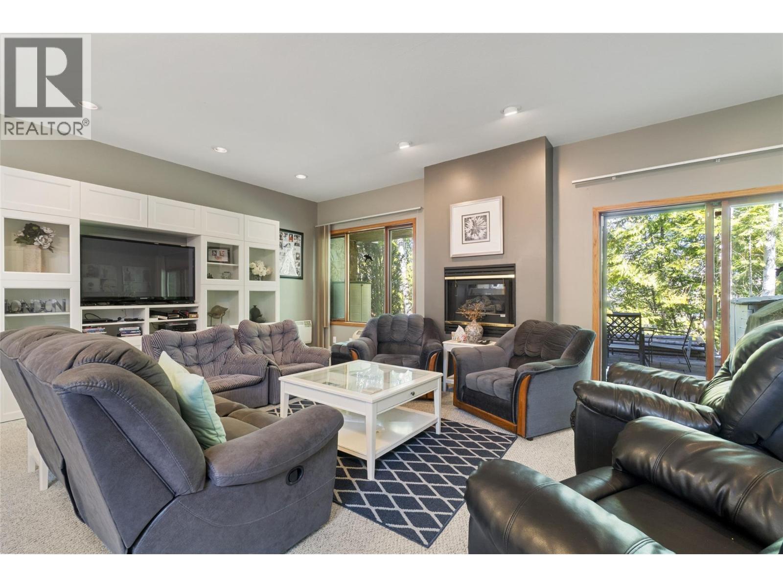 1 to 5 2924 Eagle Bay Road, Blind Bay