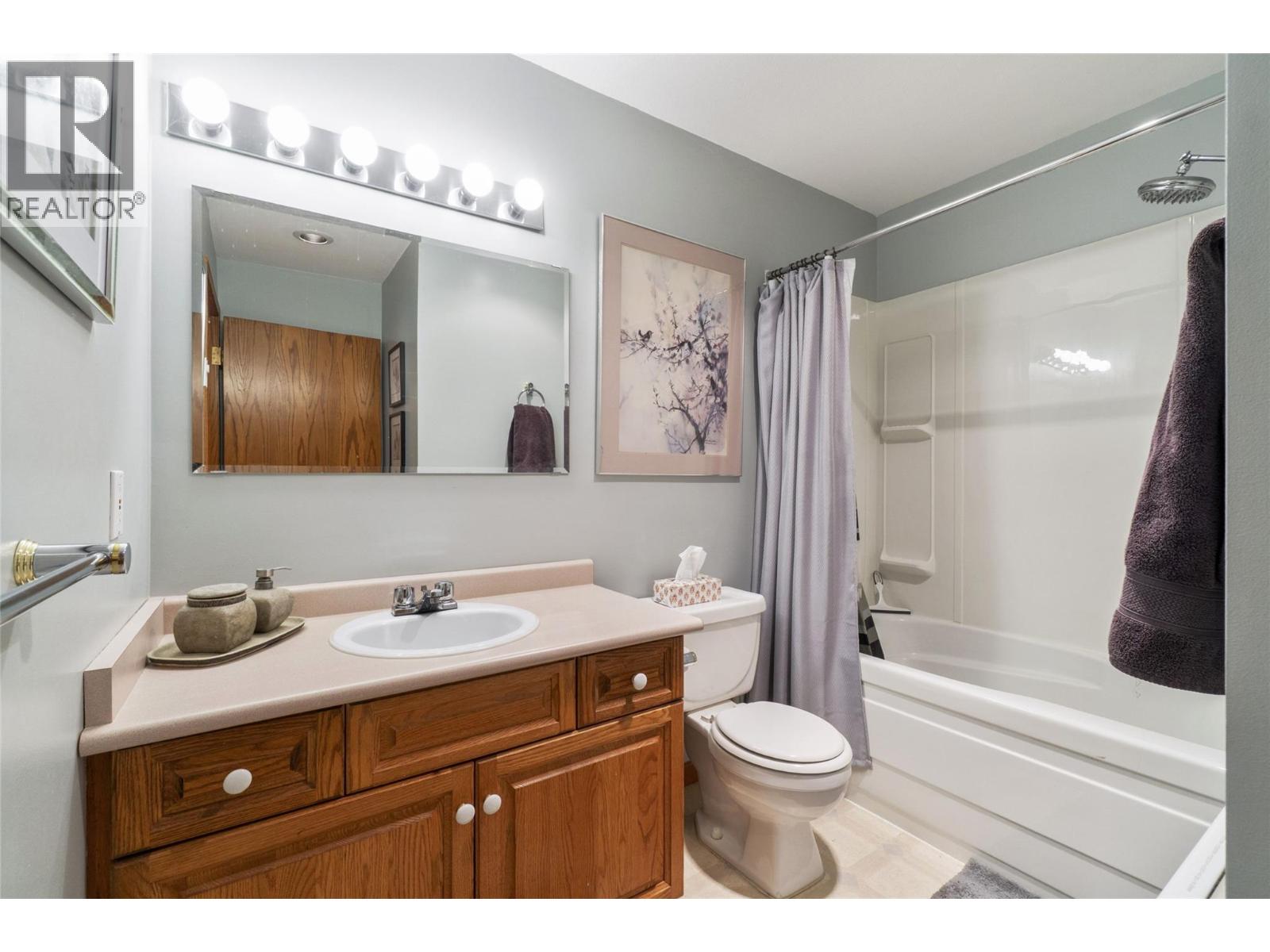 1 to 5 2924 Eagle Bay Road, Blind Bay