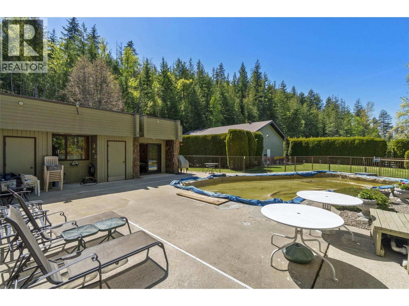 1 to 5 2924 Eagle Bay Road, Blind Bay
