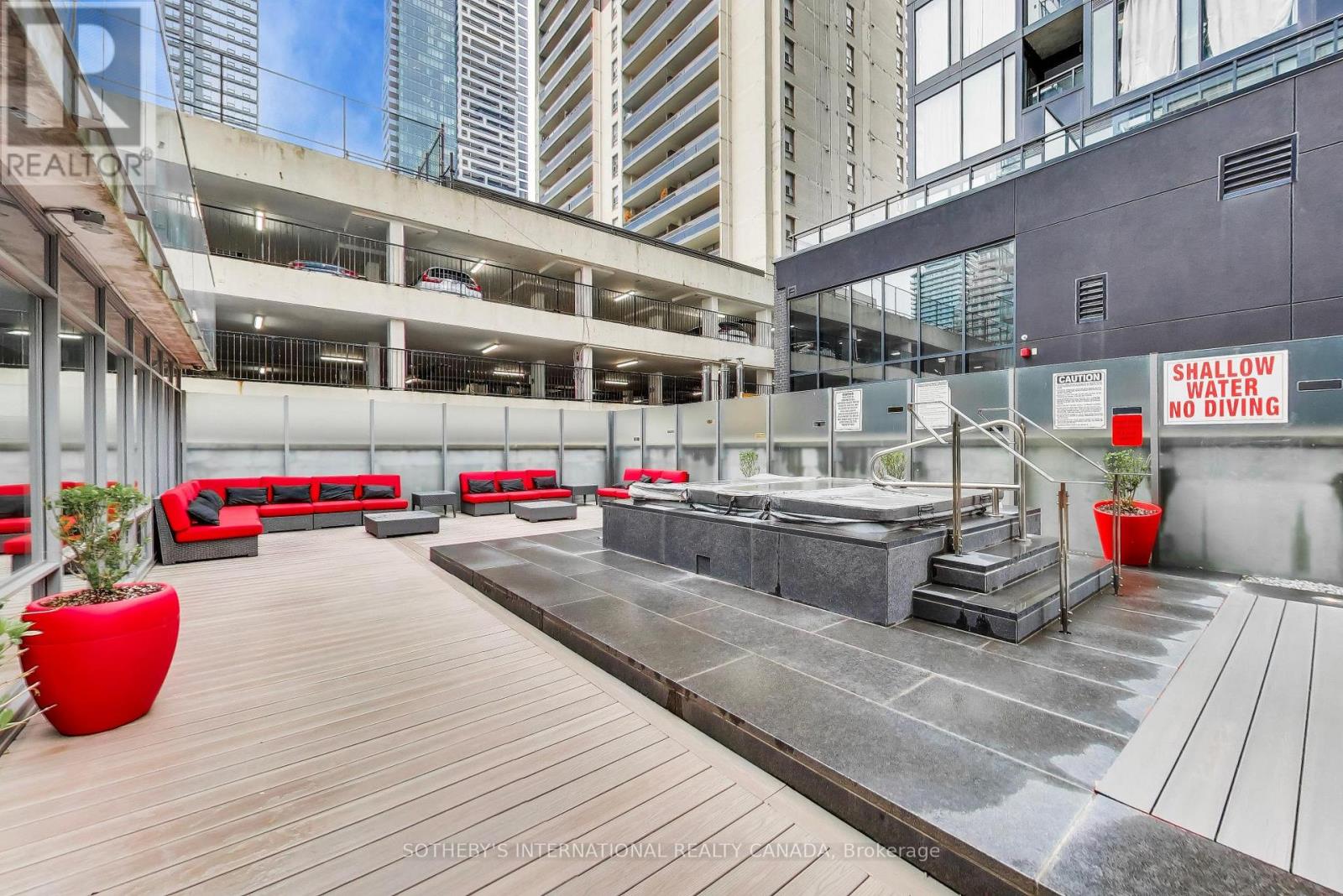 #2002 22 WELLESLEY STREET - 19